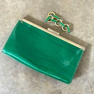 GREEN ACCESSORY BUNDLE